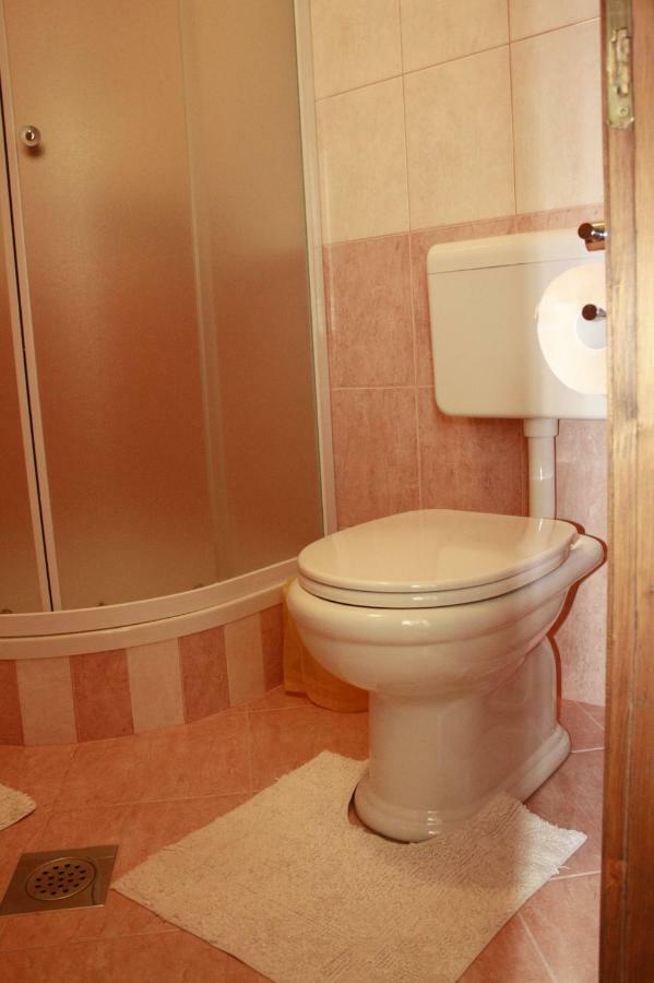 Banjol Guesthouse Matusan'S Place מראה חיצוני תמונה