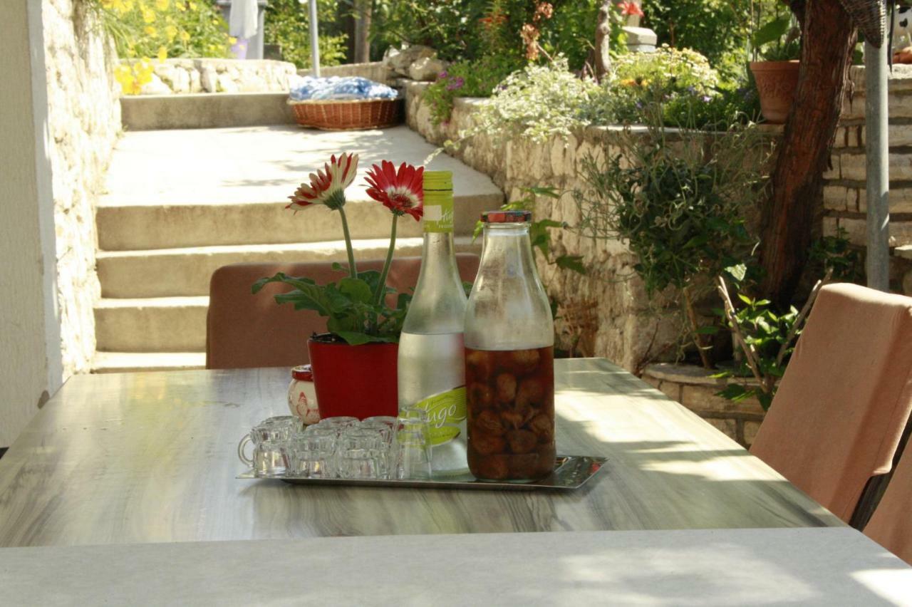 Banjol Guesthouse Matusan'S Place מראה חיצוני תמונה