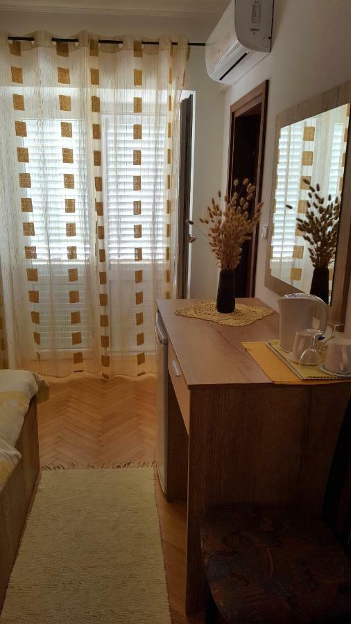 Banjol Guesthouse Matusan'S Place מראה חיצוני תמונה